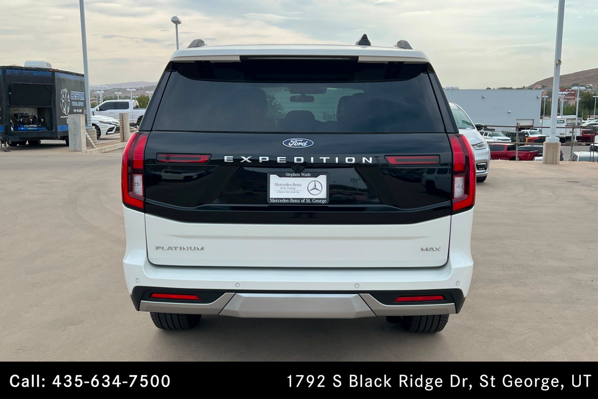 Used 2026 Ford Expedition Max Platinum w/ Driver's Package AWD/4WD image 4