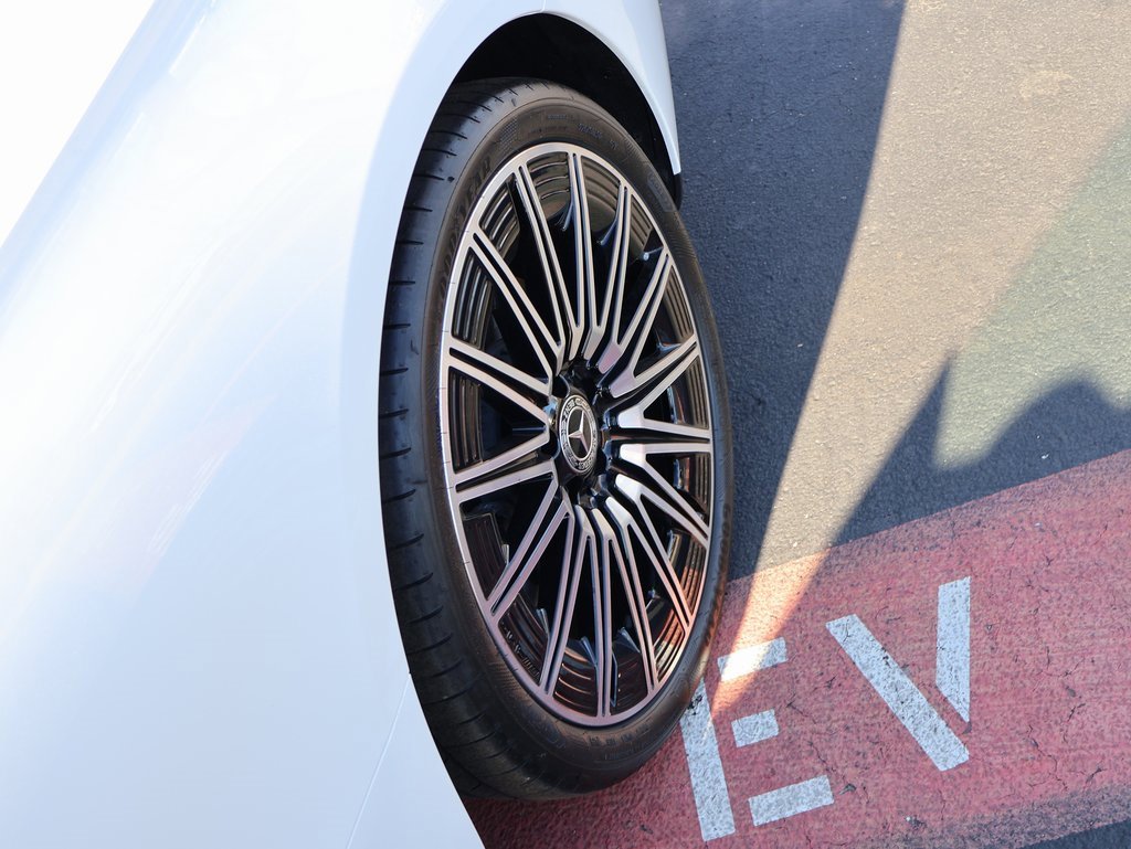 Used 2025 Mercedes-Benz CLE 450 4MATIC Cabriolet image 21