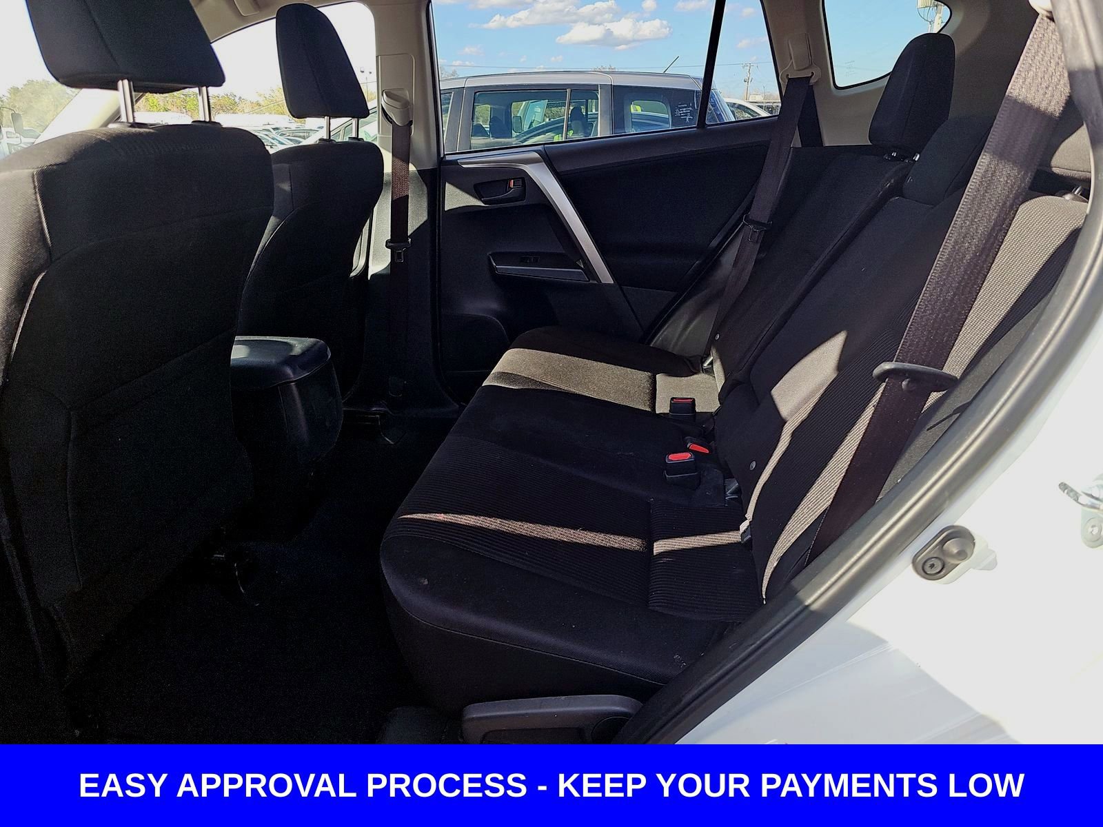 Used 2018 Toyota RAV4 LE w/ All Weather Liner Package image 11