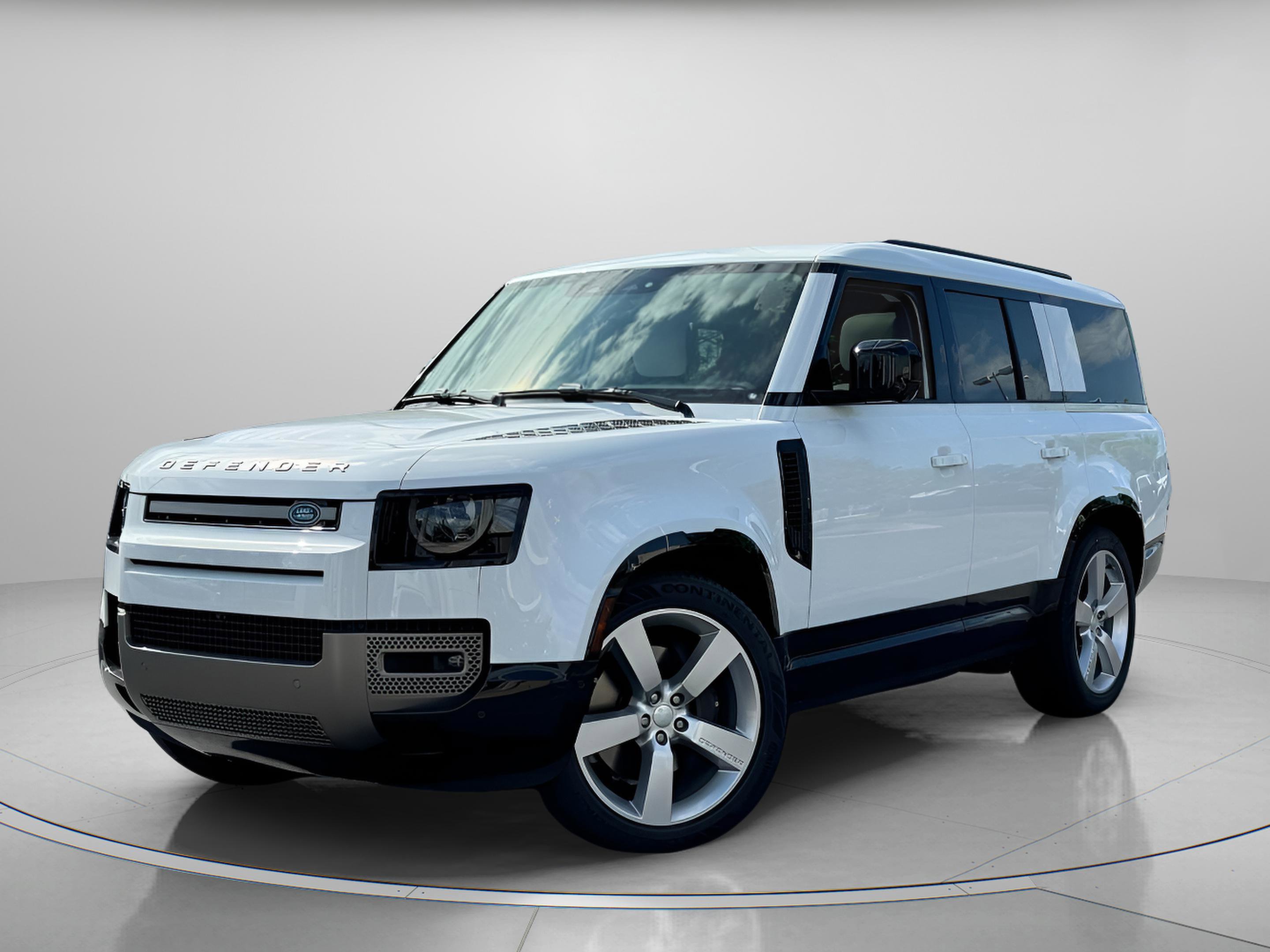 Used 2025 Land Rover Defender 130 X-Dynamic SE