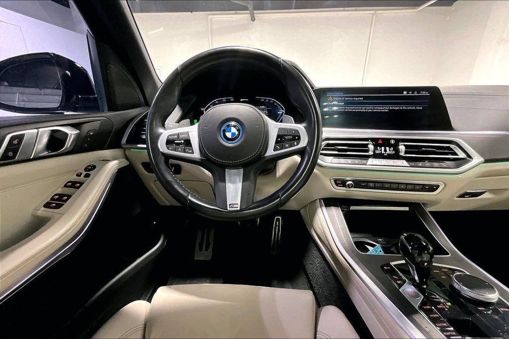 Used 2022 BMW X5 xDrive45e w/ M Sport Package AWD/4WD image 6