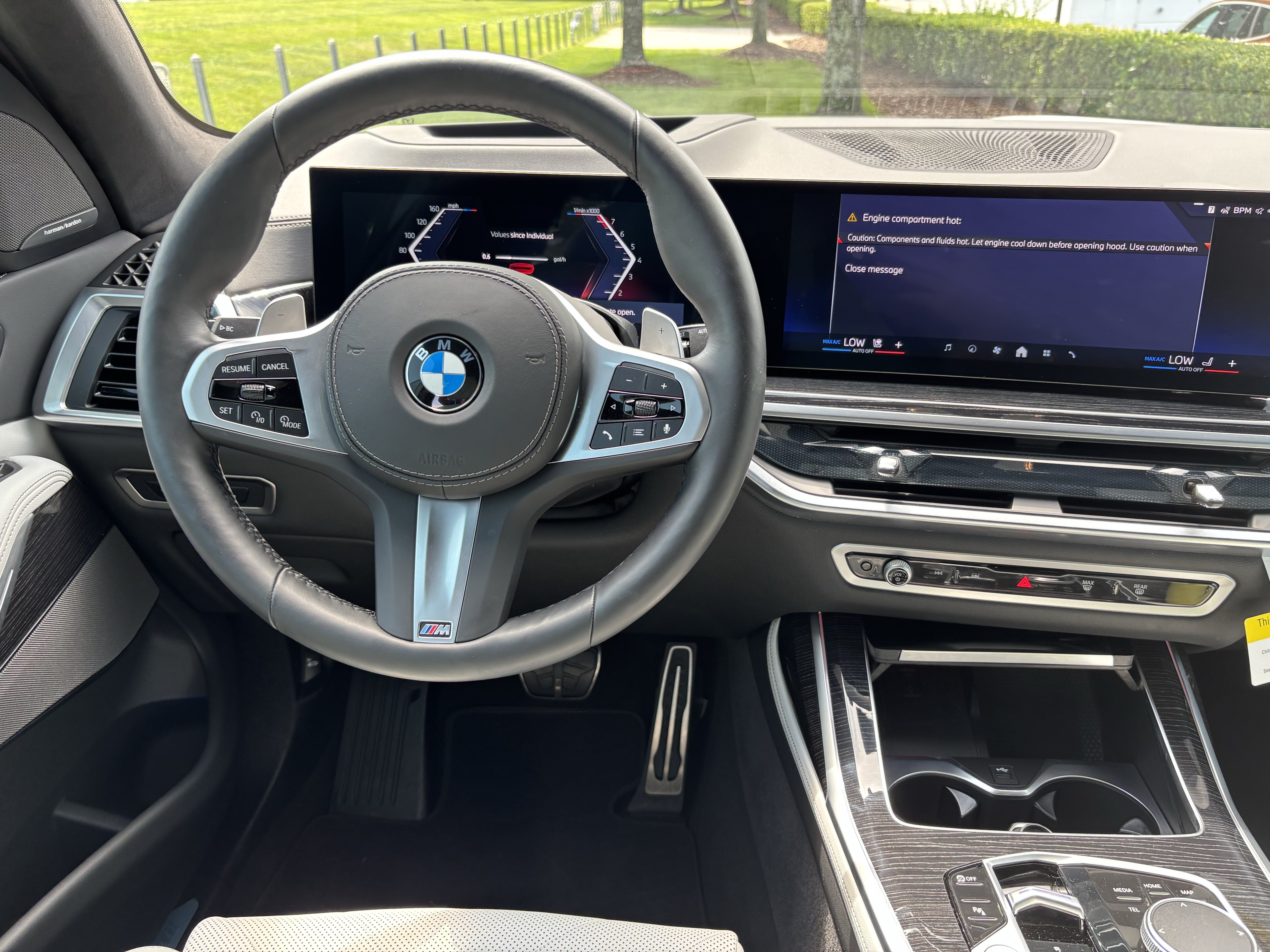 Used 2026 BMW X7 xDrive40i w/ M Sport Package AWD/4WD image 18