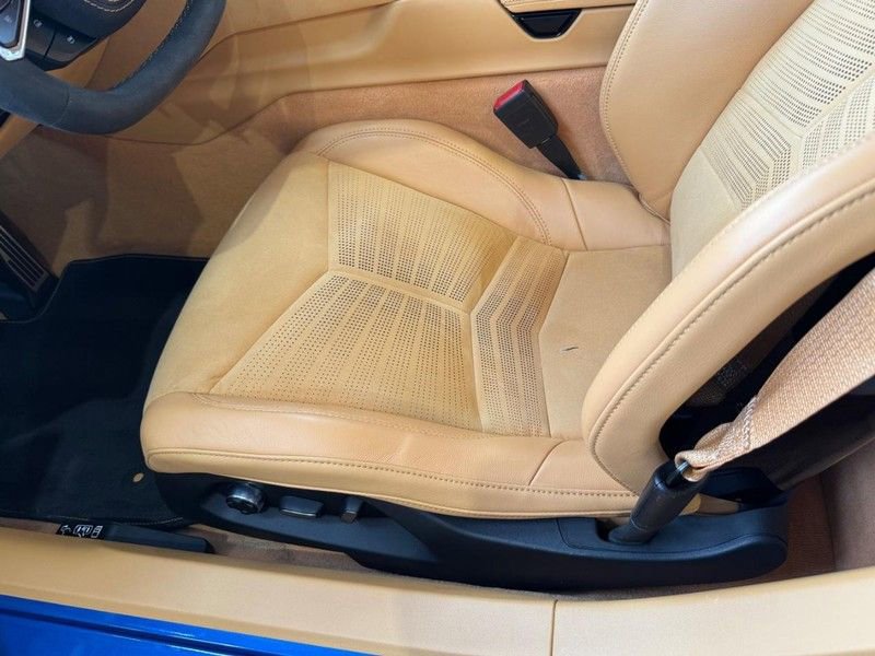 Used 2022 Chevrolet Corvette Stingray Premium Conv w/ Z51 Performance Package image 20