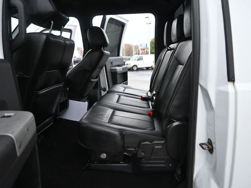 Used 2015 Ford F350 Lariat w/ Lariat Interior Package image 15