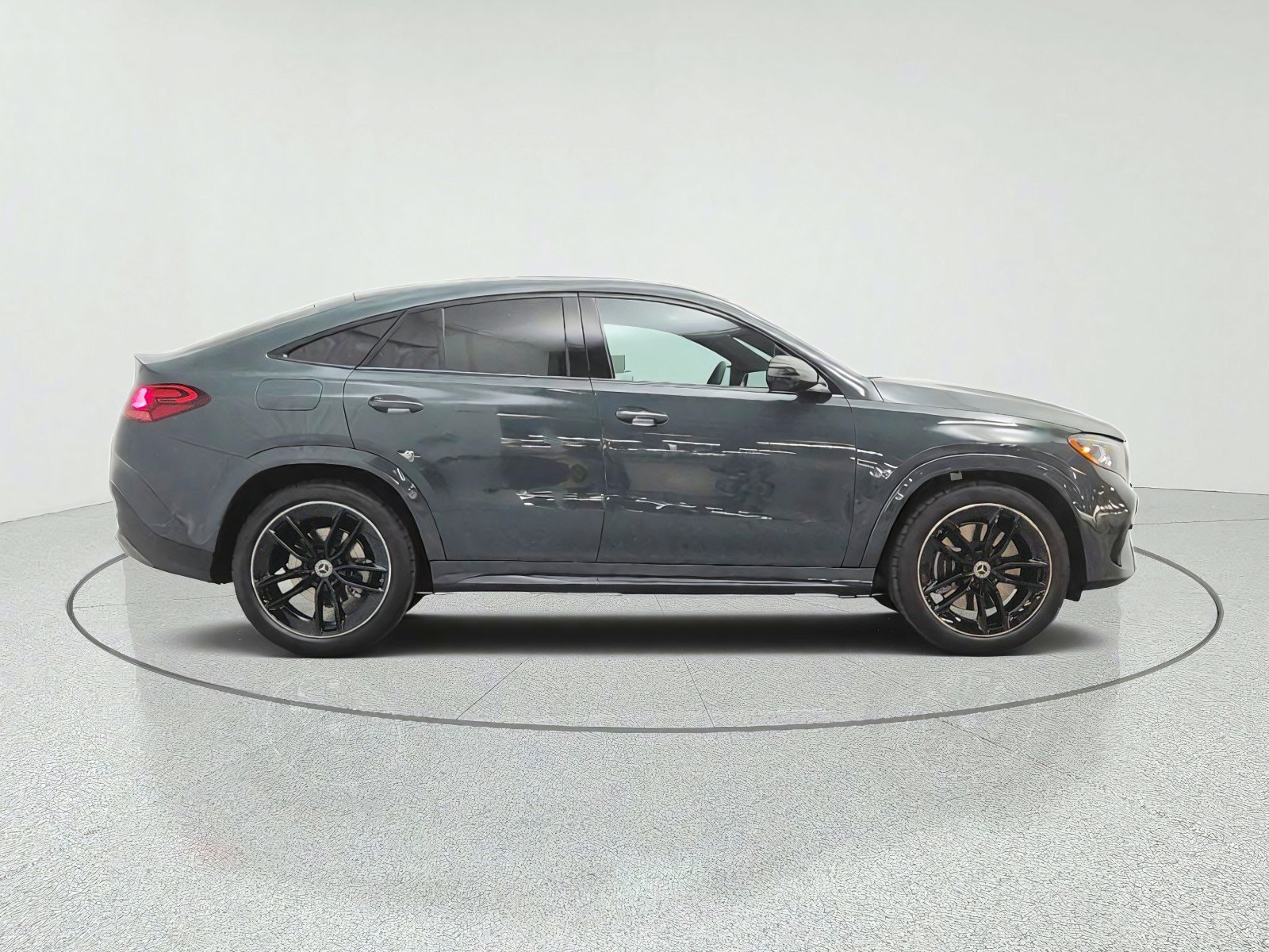 New 2027 Mercedes-Benz GLE 450 4MATIC Coupe image 4