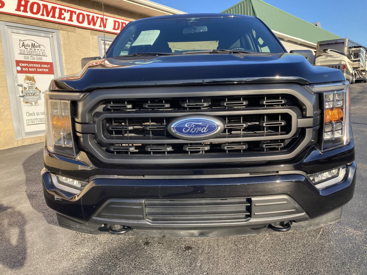 Used 2023 Ford F150 XLT w/ Equipment Group 302A High image 3