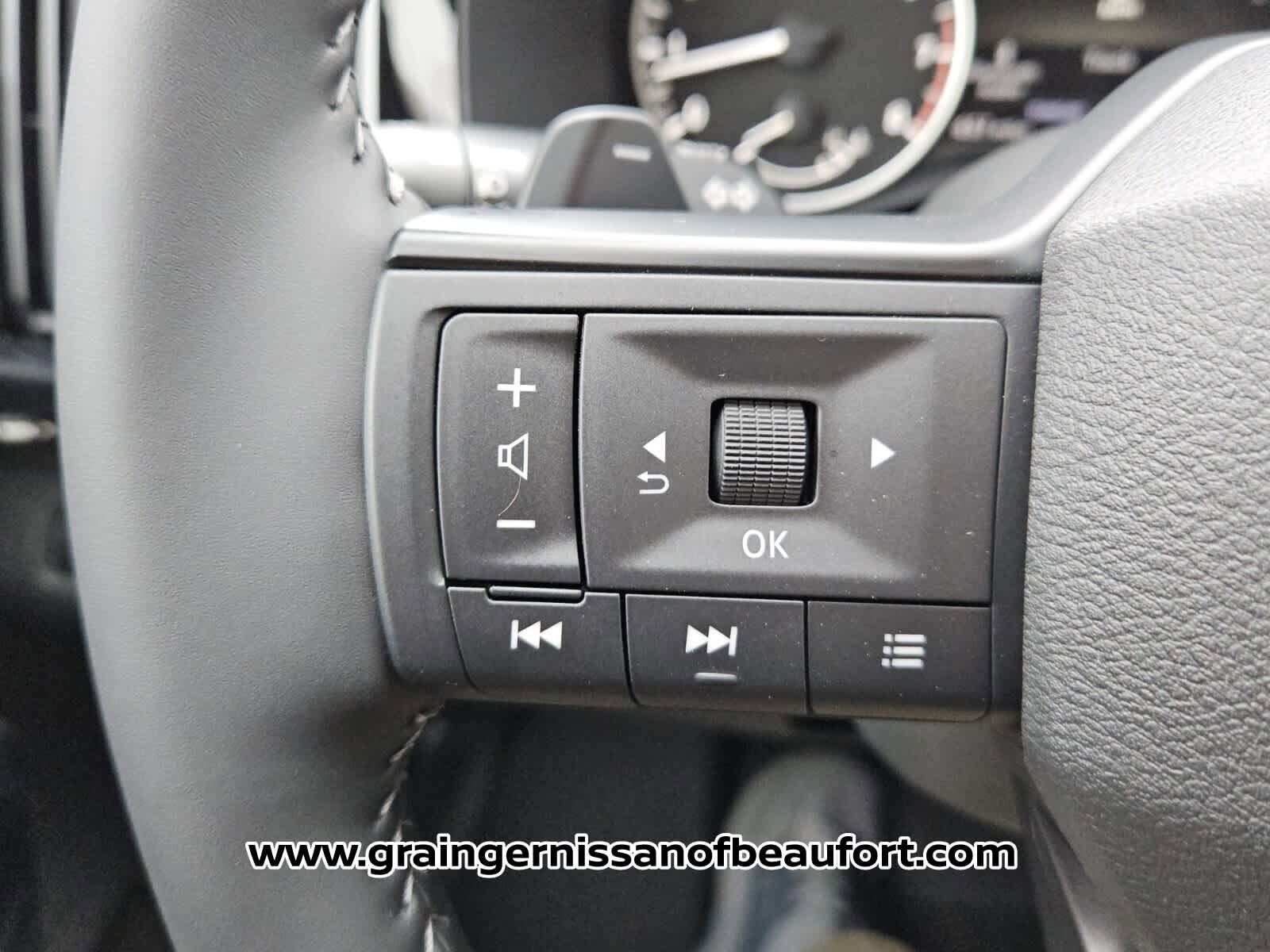 New 2026 Nissan Pathfinder SV FWD image 12