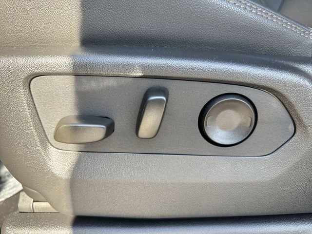 New 2026 GMC Sierra 1500 AT4 w/ Technology Package image 12