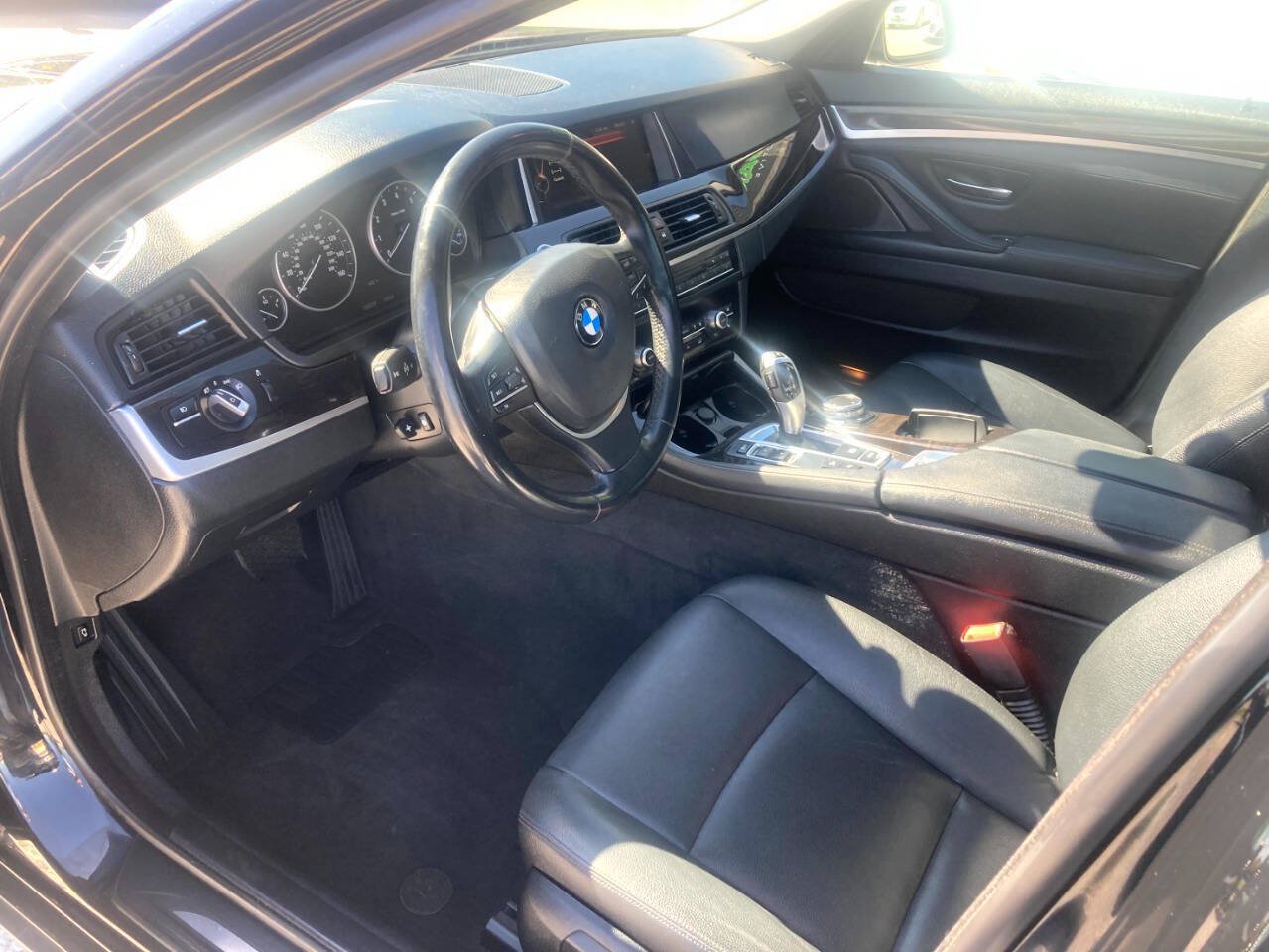 Used 2015 BMW 528i xDrive Sedan AWD/4WD image 16