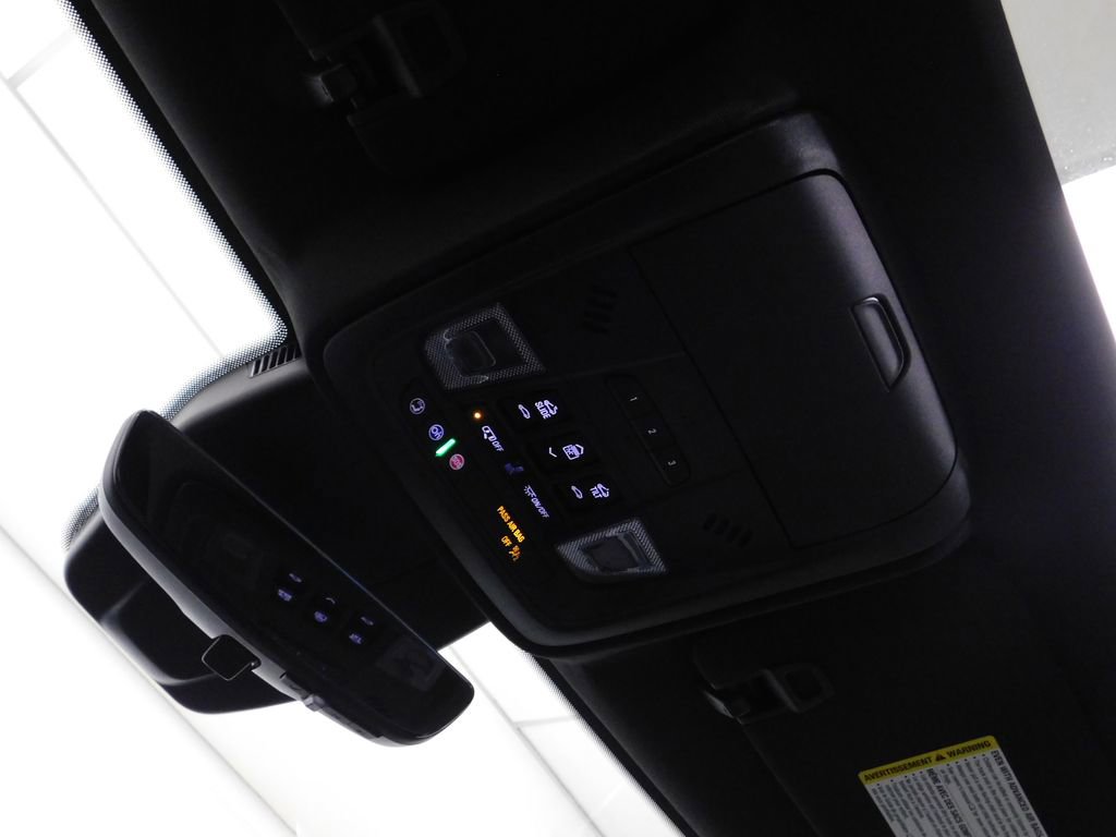 Used 2024 Cadillac XT4 Sport image 75