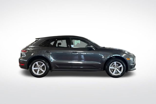Used 2021 Porsche Macan image 3