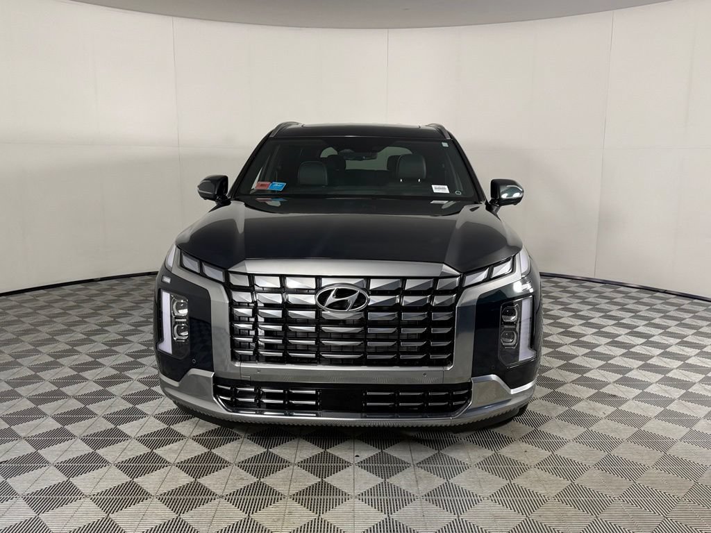 Used 2025 Hyundai Palisade Calligraphy AWD/4WD image 3
