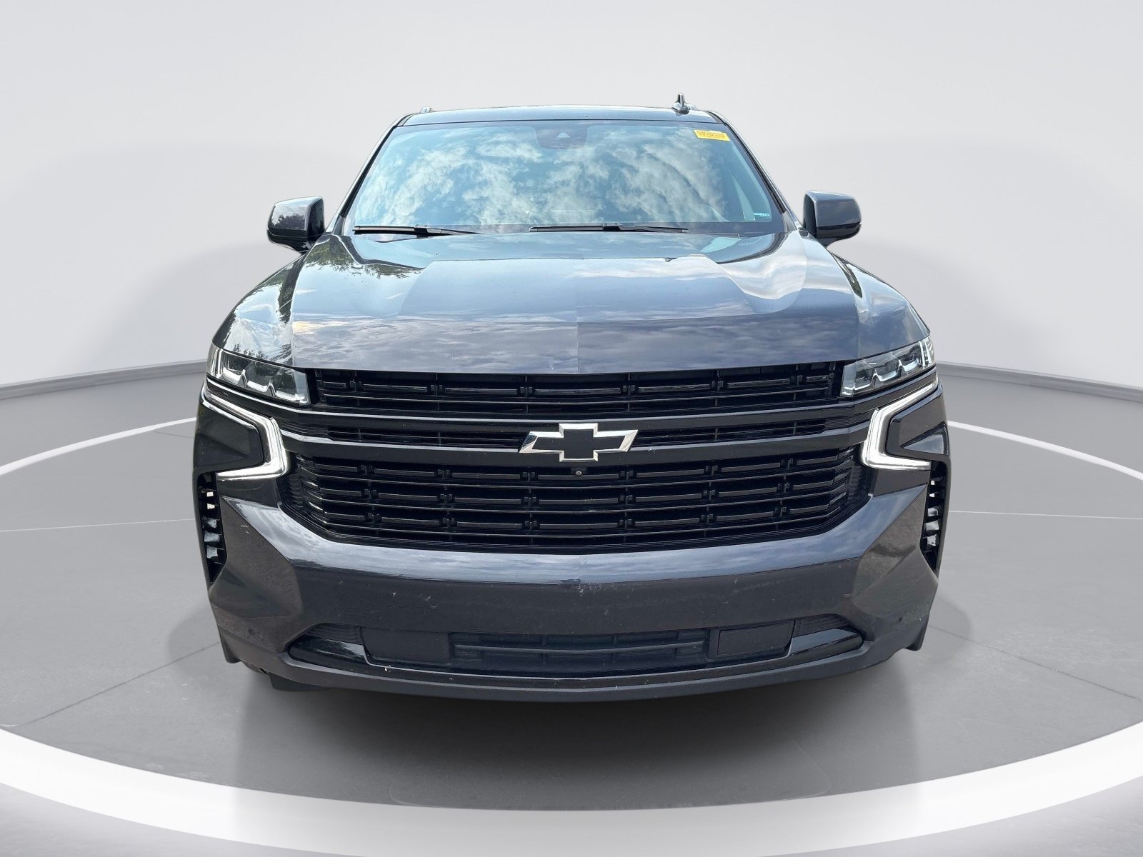 Used 2023 Chevrolet Tahoe RST w/ Luxury Package AWD/4WD image 2