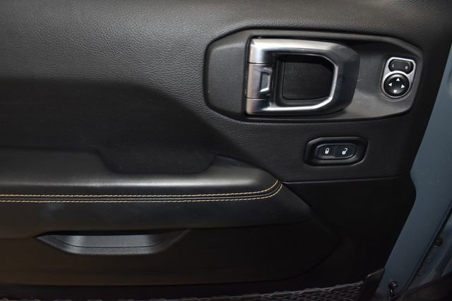 Used 2024 Jeep Wrangler Sahara image 25