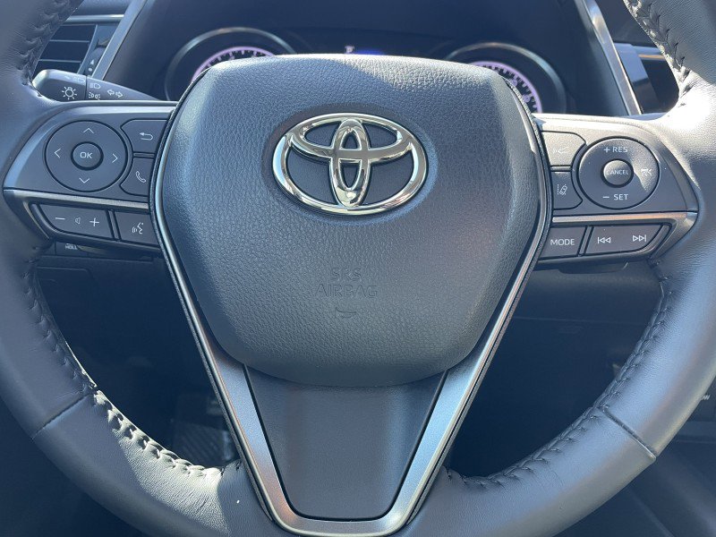 Used 2022 Toyota Camry SE w/ Convenience Package FWD image 16
