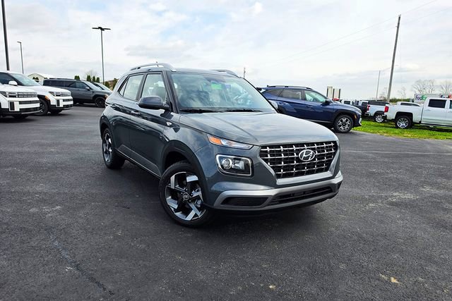 New 2026 Hyundai Venue SEL FWD image 1