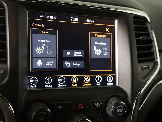 Used 2018 Jeep Grand Cherokee Limited image 19