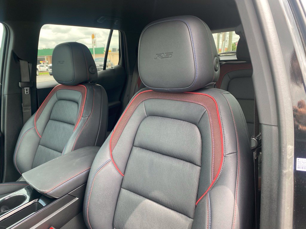 Used 2025 Chevrolet Equinox RS w/ Safety and Technology Package FWD image 17