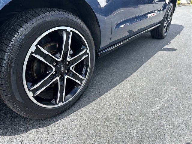 Certified 2019 Ford Expedition Limited w/ Equipment Group 303A image 12