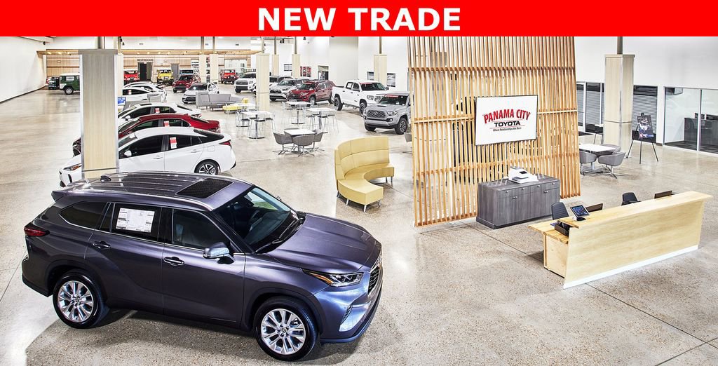 Used 2015 Toyota RAV4 LE image 8