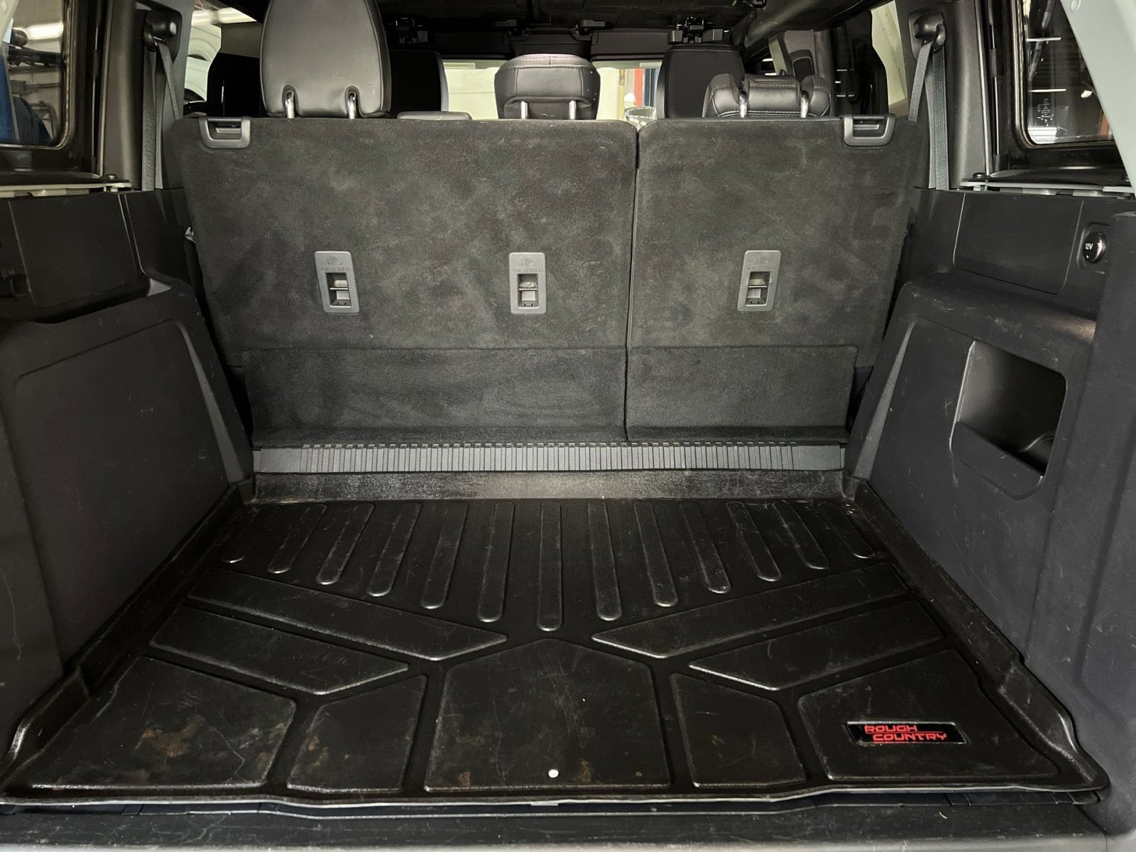 Used 2022 Ford Bronco Black Diamond image 25