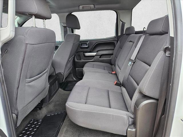 Used 2018 Chevrolet Silverado 1500 LT w/ LT Eassist Package RWD image 16