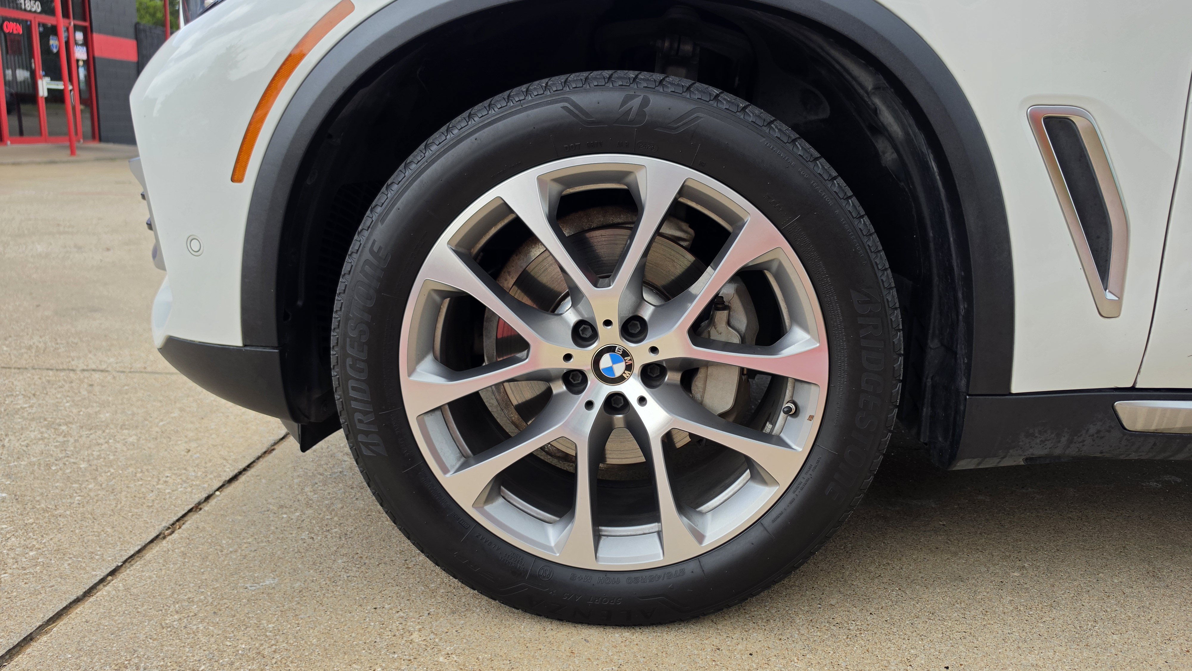 Used 2019 BMW X5 xDrive40i w/ Premium Package 2 AWD/4WD image 13