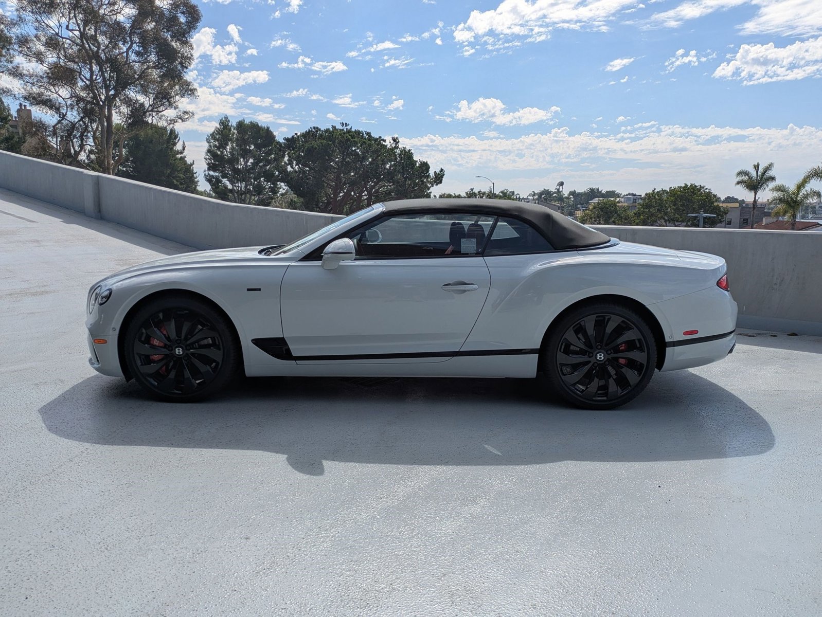 Certified 2024 Bentley Continental GT V8 image 5