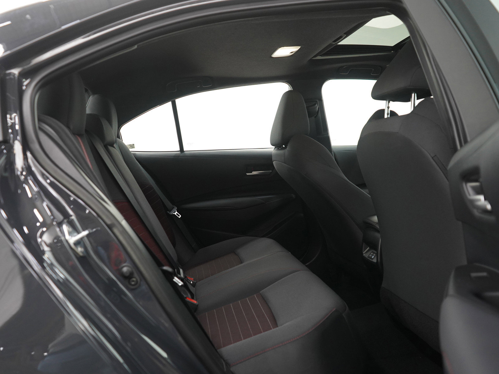 Used 2025 Toyota Corolla SE image 11