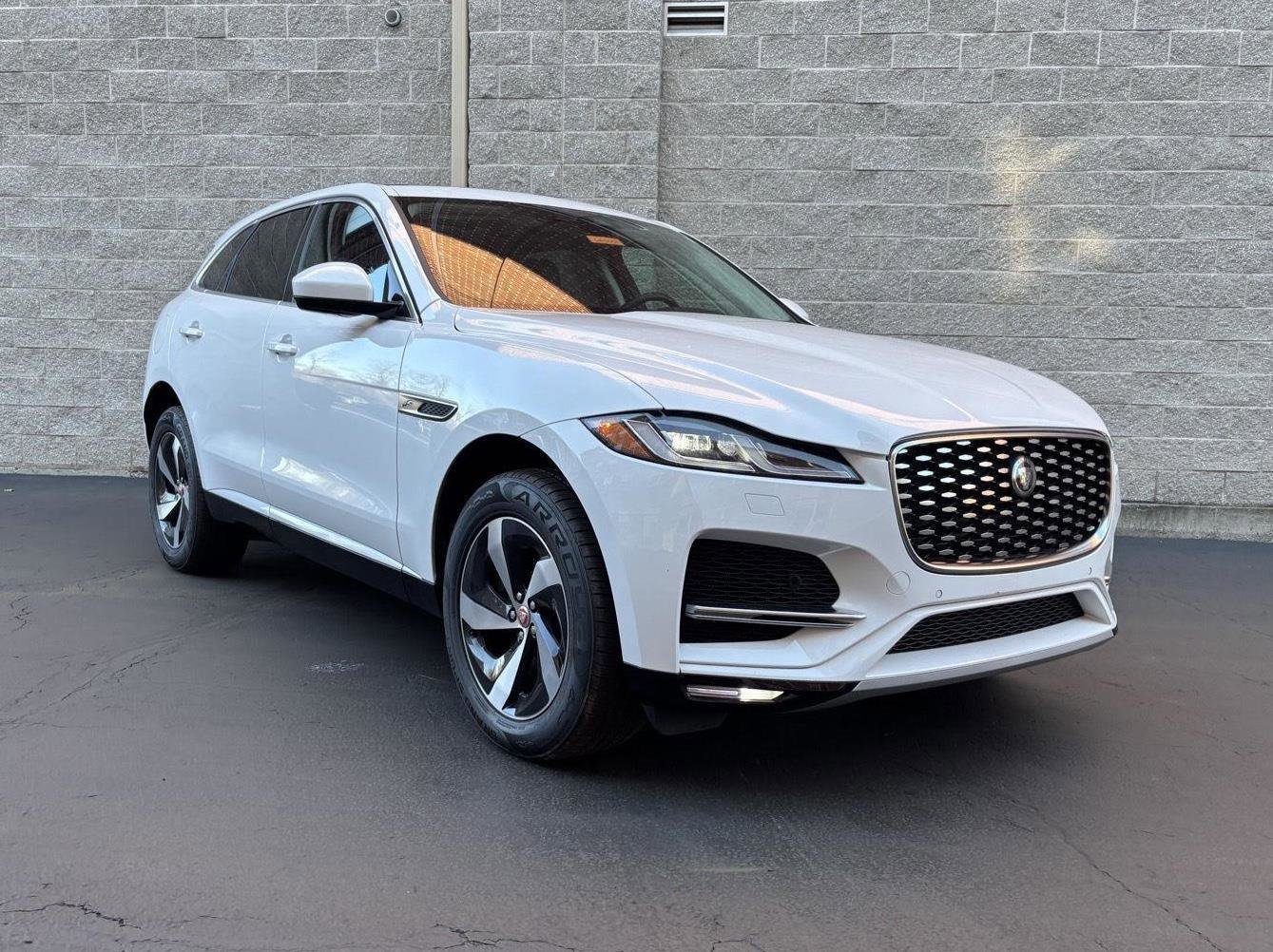 Used 2023 Jaguar F-PACE S AWD/4WD image 1