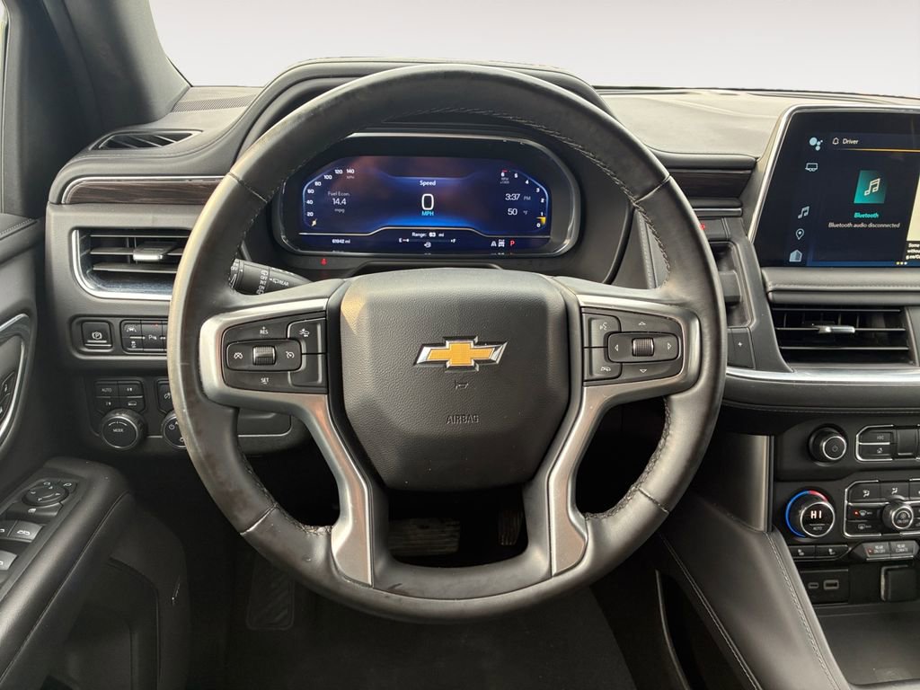 Used 2024 Chevrolet Suburban LT image 12