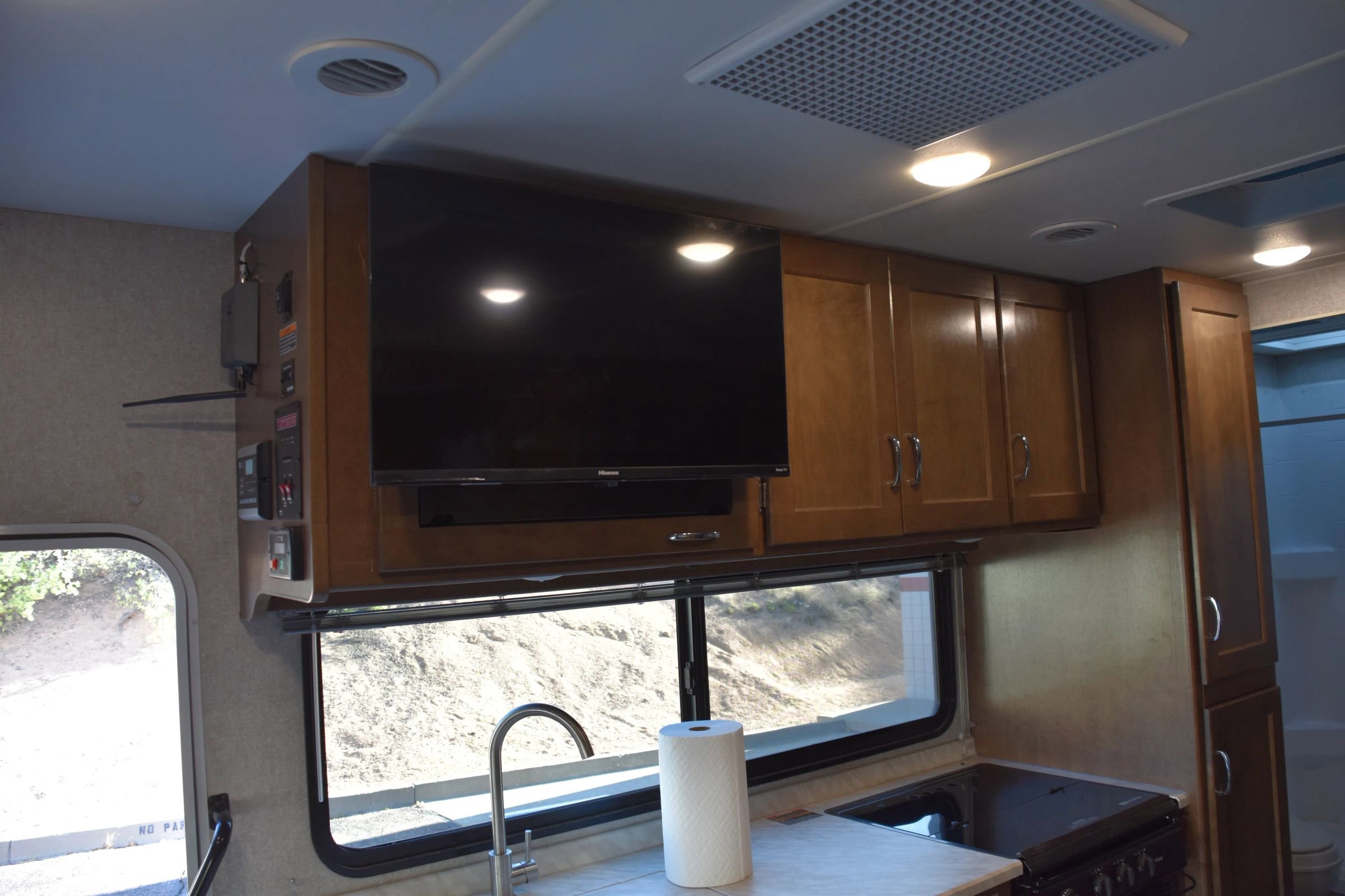 Used 2018 Mercedes-Benz Sprinter 3500 image 14