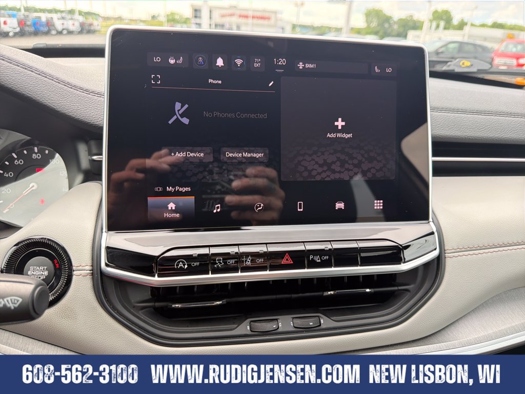 Used 2025 Jeep Compass Limited AWD/4WD image 18