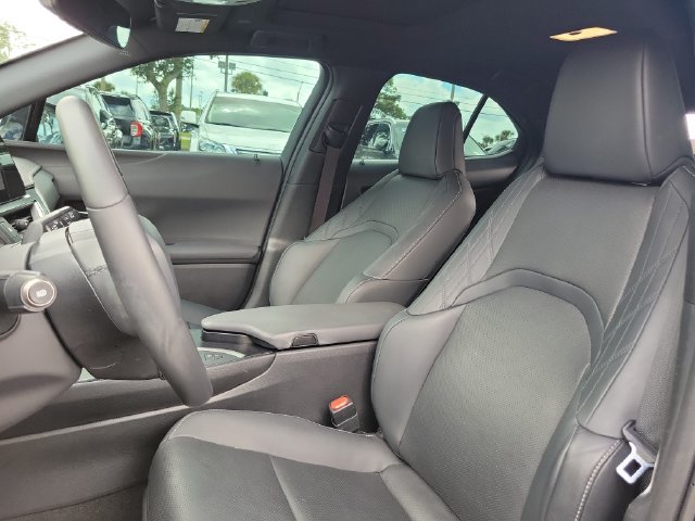 Used 2024 Lexus UX 250h FWD w/ Premium Package image 24