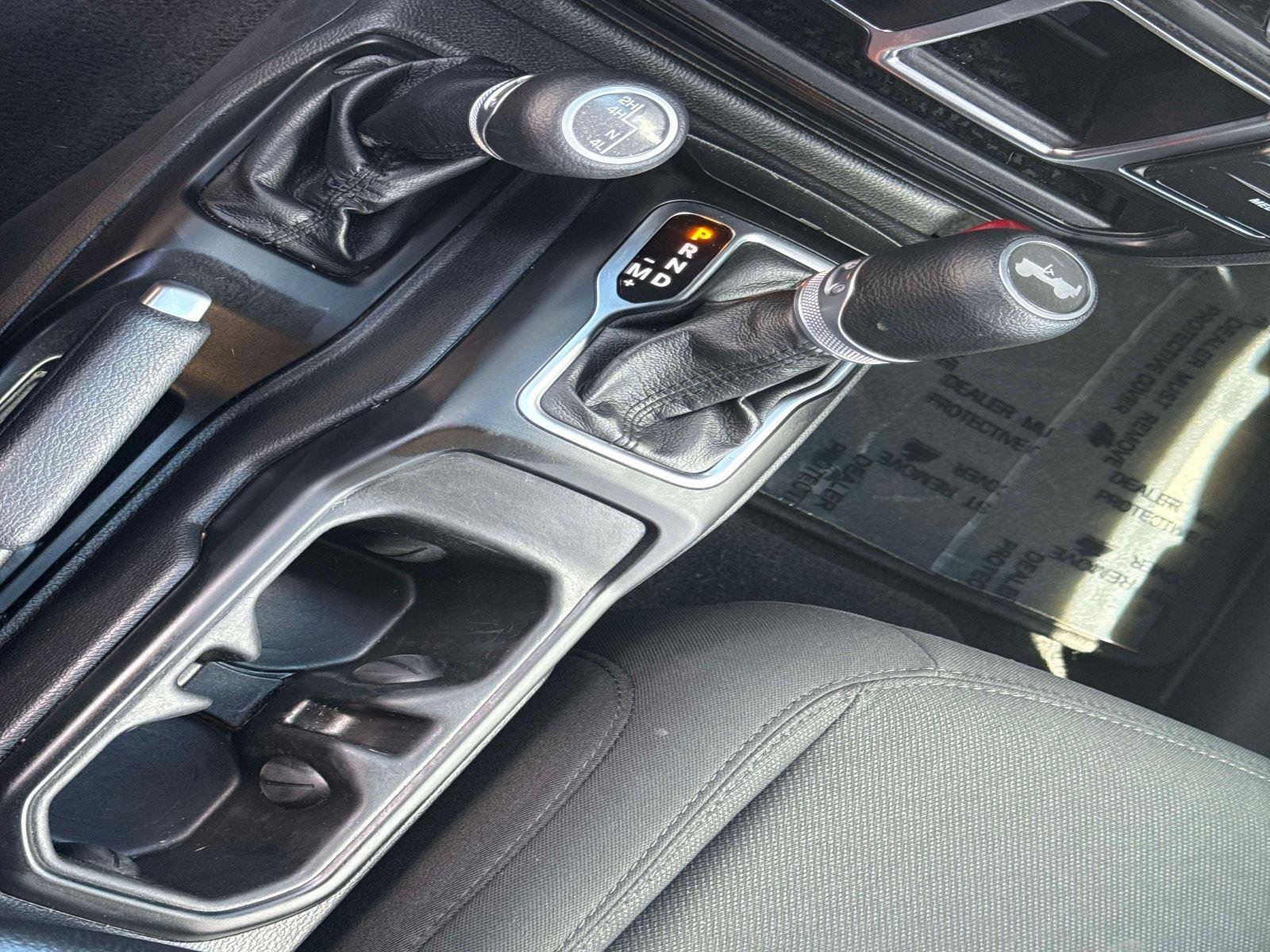 Used 2021 Jeep Wrangler Sport image 18