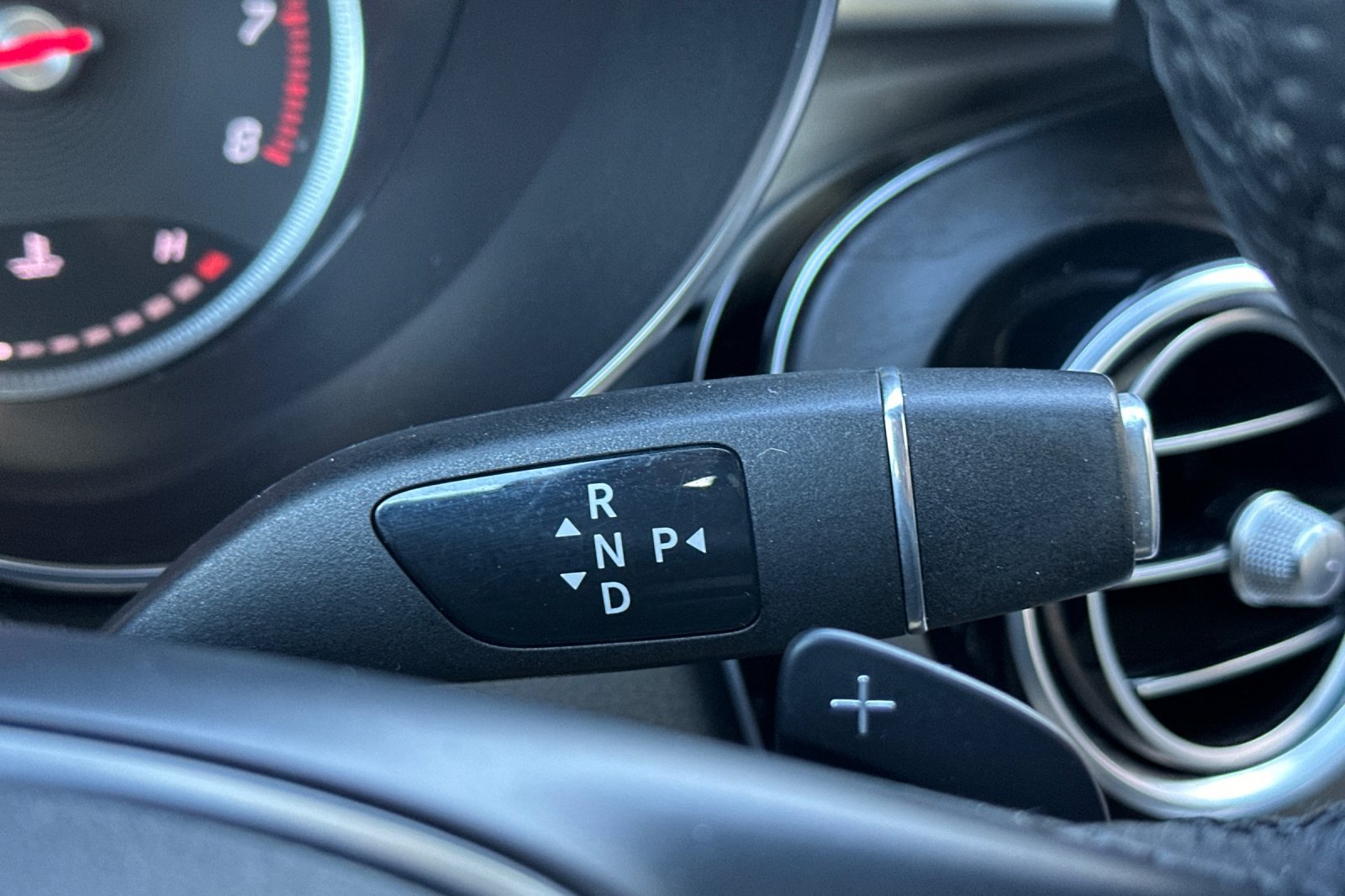 Used 2019 Mercedes-Benz GLC 300 4MATIC image 21