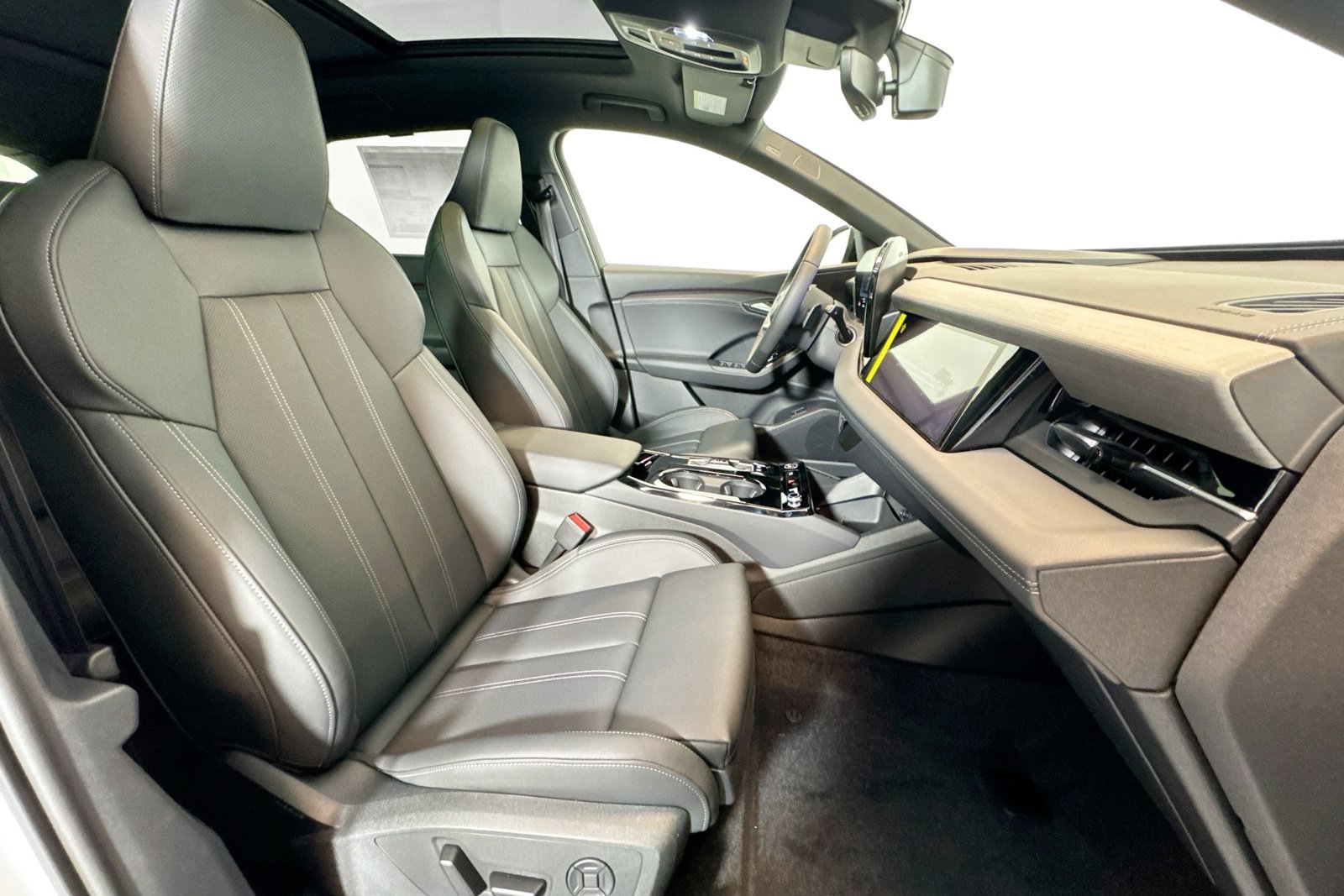 New 2027 Audi Q6 e-tron Premium Plus AWD/4WD image 25