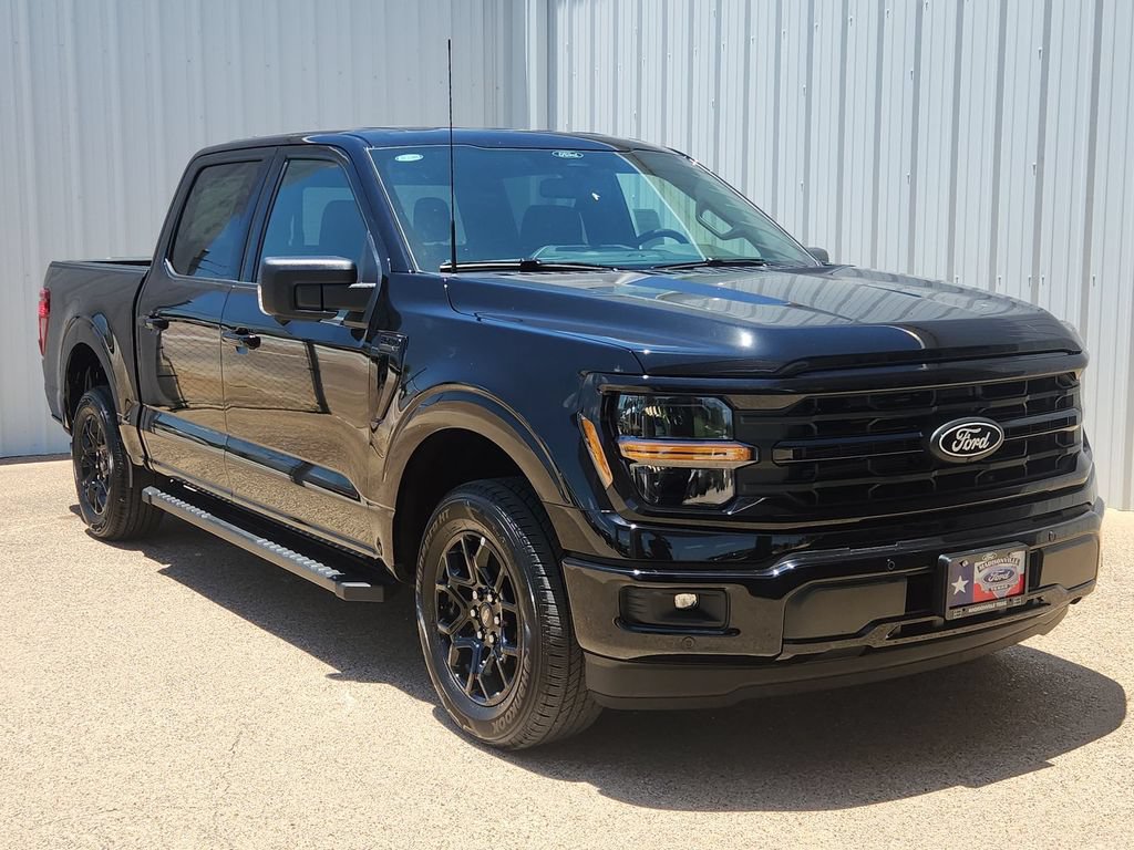 New 2026 Ford F150 XLT w/ Equipment Group 302A MID