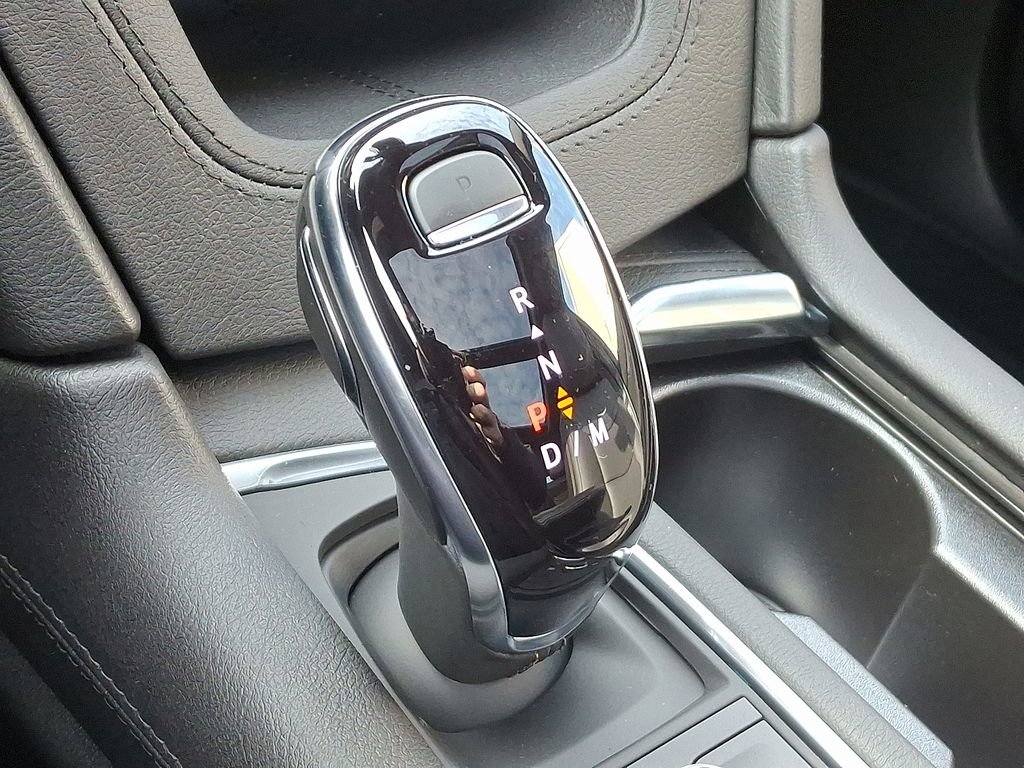 New 2026 Cadillac XT5 Sportv w/ LPO, Floor Liner Package image 7