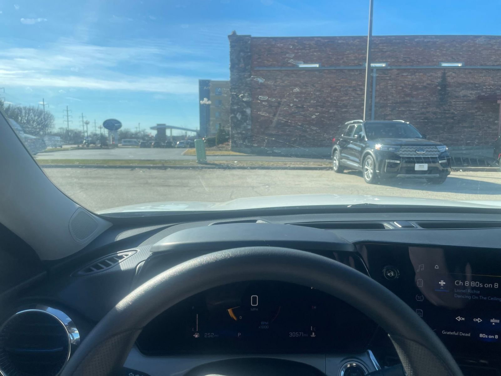 Used 2025 Chevrolet Trax LT image 34