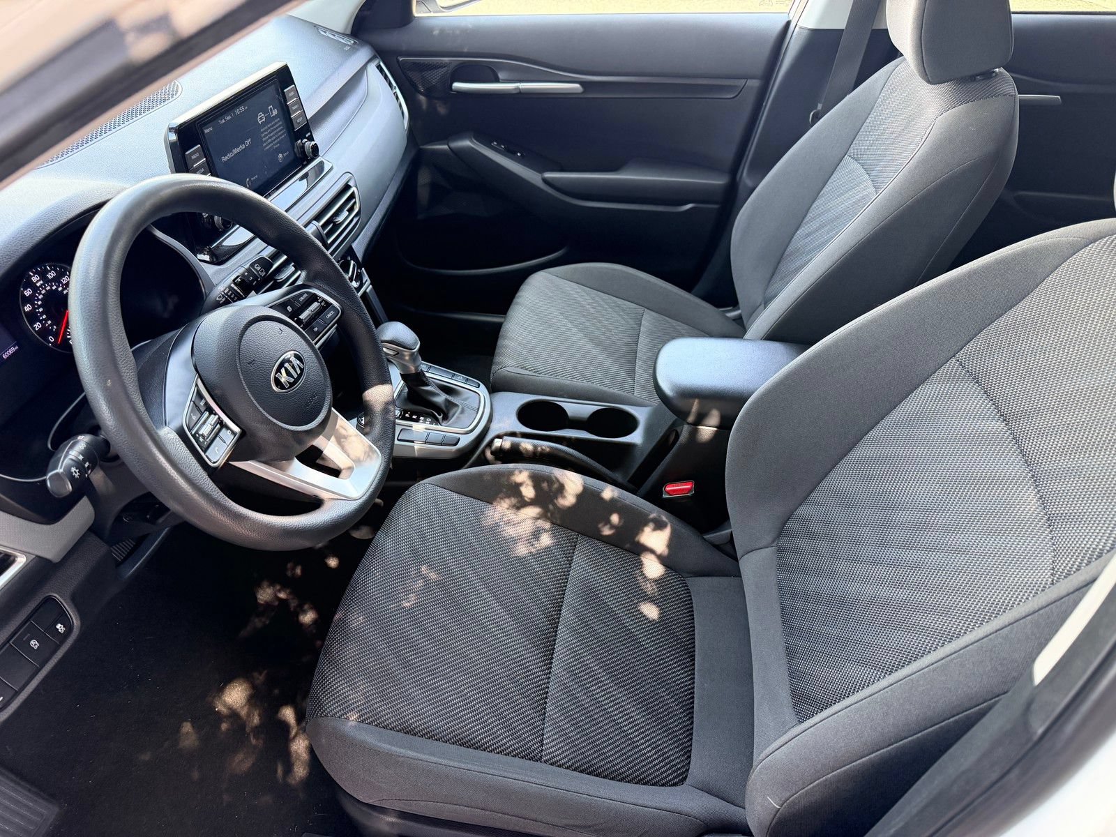 Used 2021 Kia Seltos LX AWD/4WD image 19