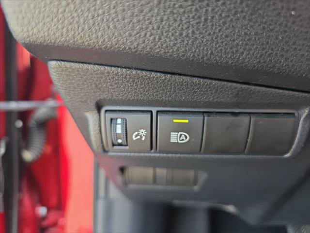 Certified 2025 Toyota Corolla Cross XLE AWD/4WD image 16