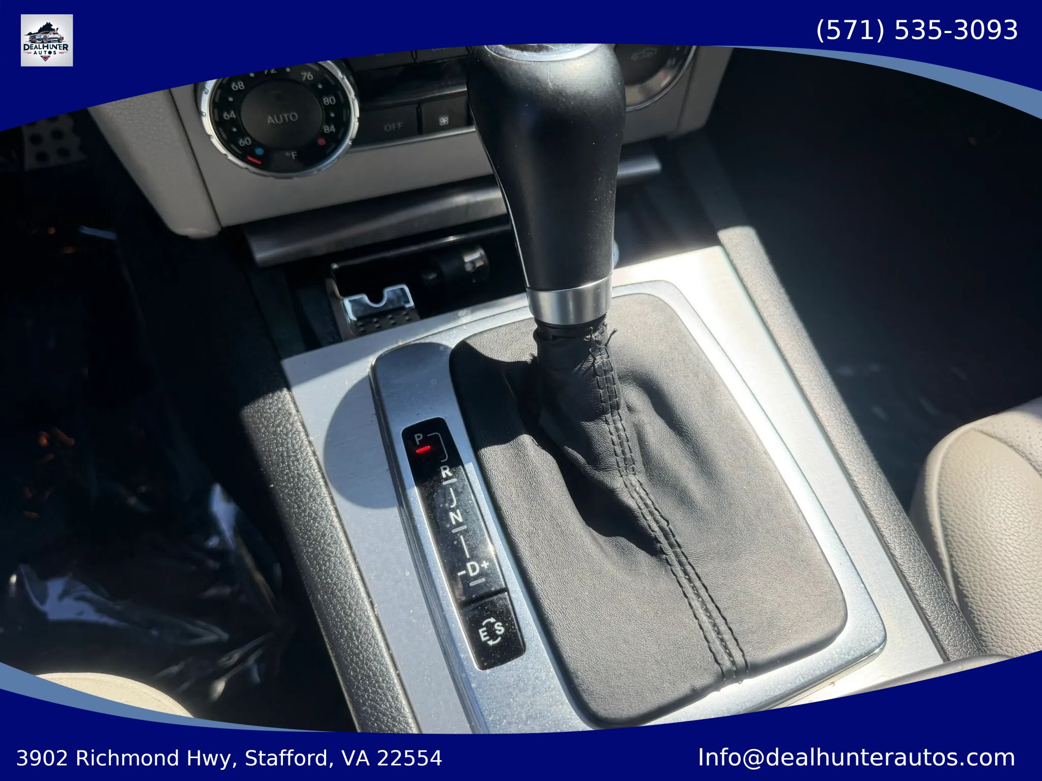 Used 2013 Mercedes-Benz C 250 Sedan image 26