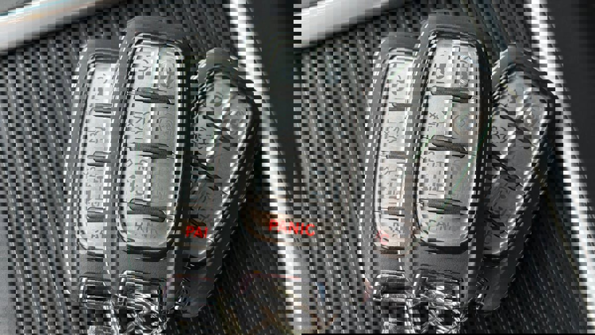 Used 2020 Chrysler Pacifica Touring-L Plus image 37