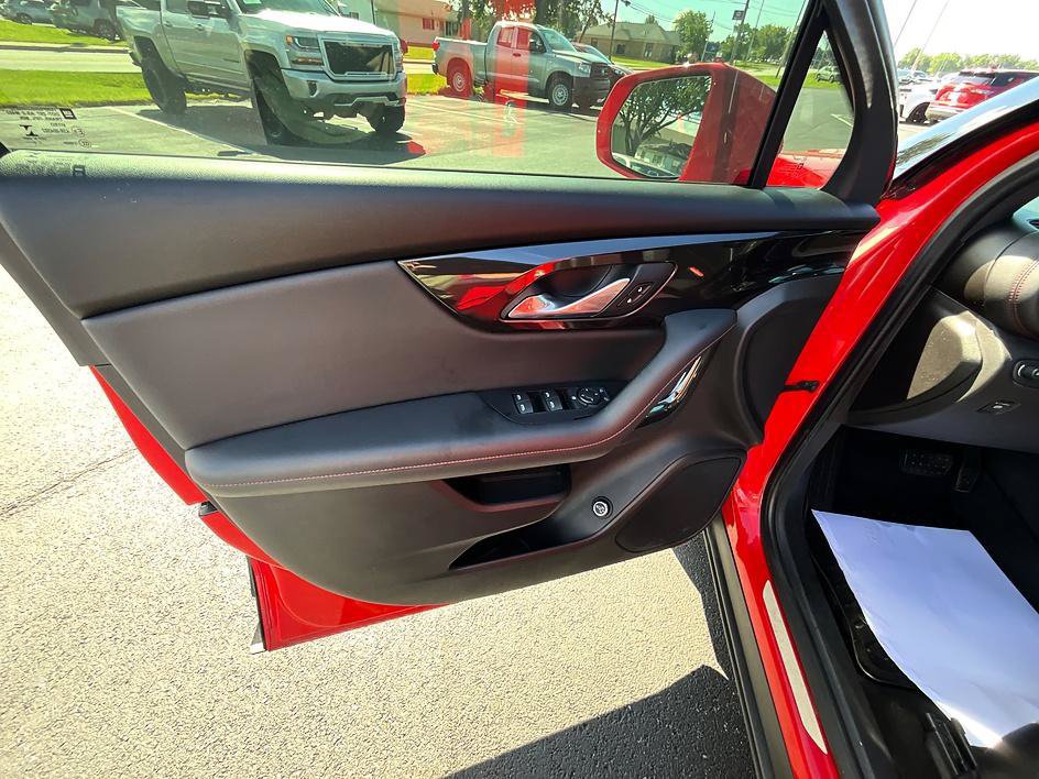 Used 2019 Chevrolet Blazer RS AWD/4WD image 12