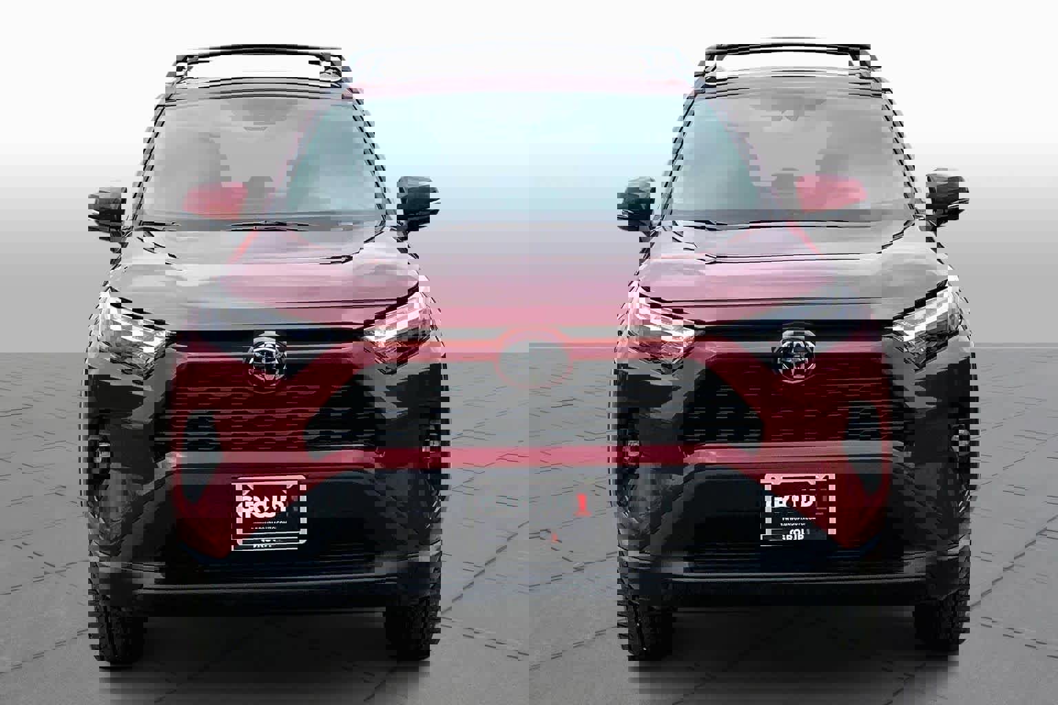 Used 2025 Toyota RAV4 XLE Premium image 4