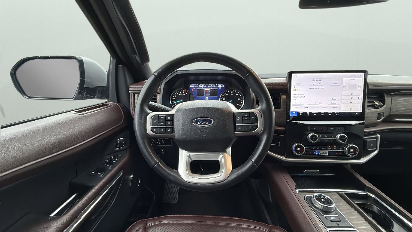 Certified 2024 Ford Expedition Limited image 13