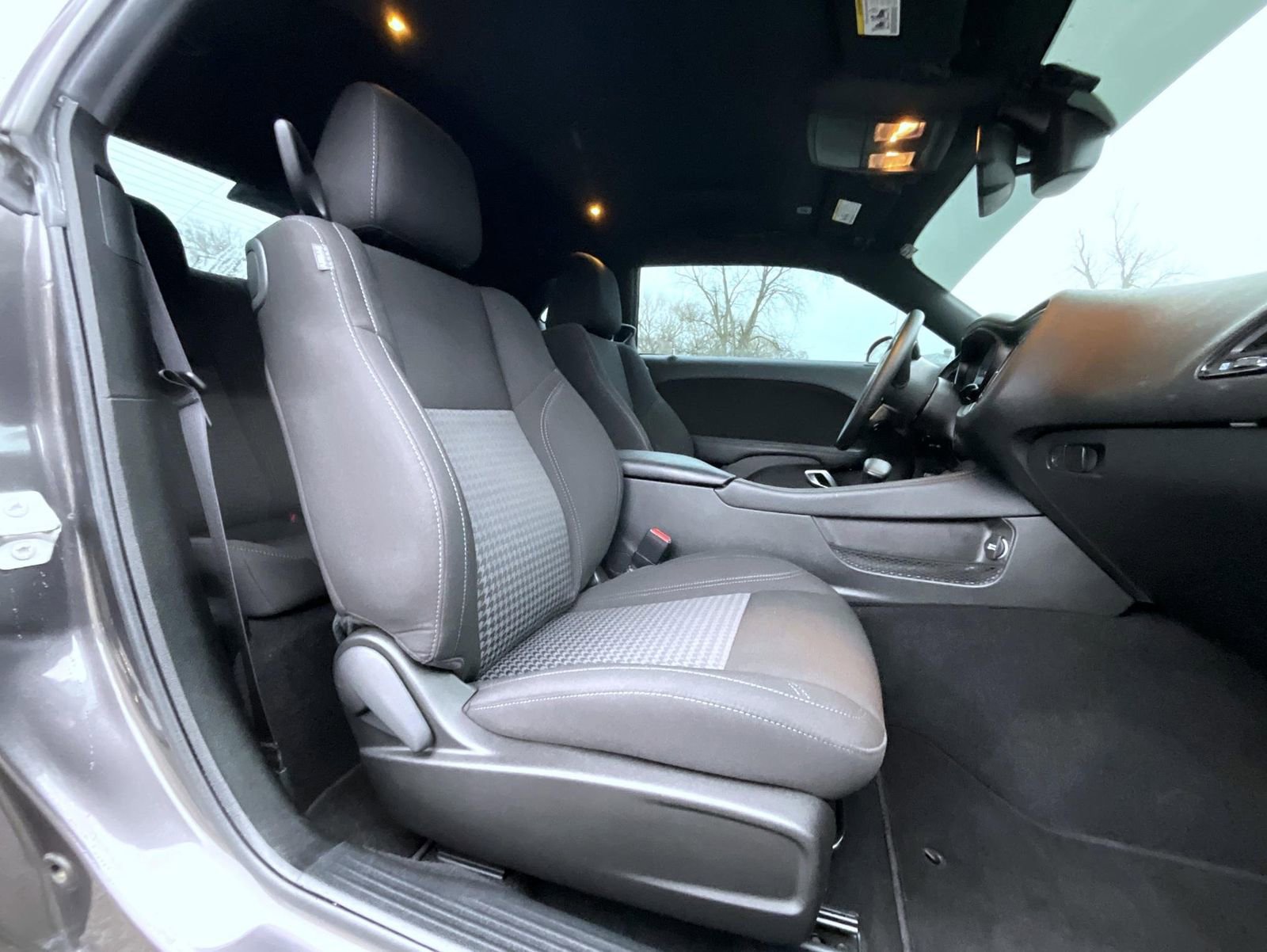 Used 2023 Dodge Challenger SXT w/ Blacktop Package image 16