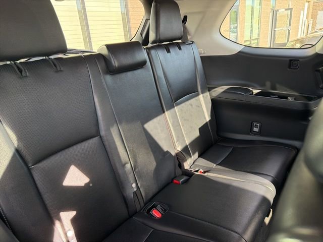 Used 2025 Toyota Grand Highlander AWD image 34
