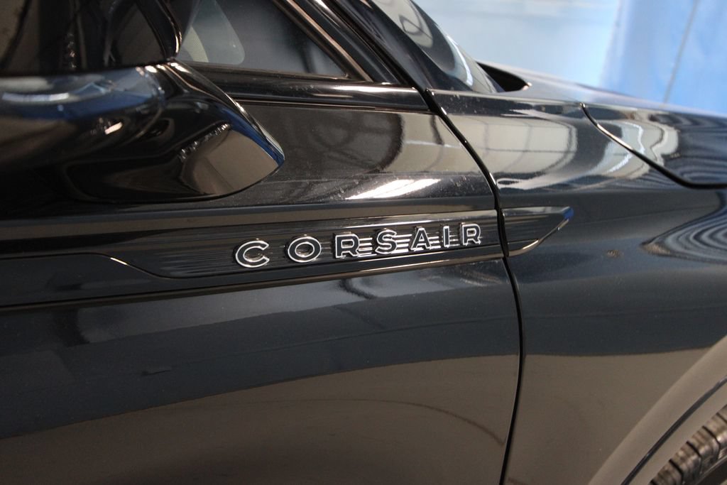 Used 2025 Lincoln Corsair Reserve w/ Jet Appearance Package AWD/4WD image 37